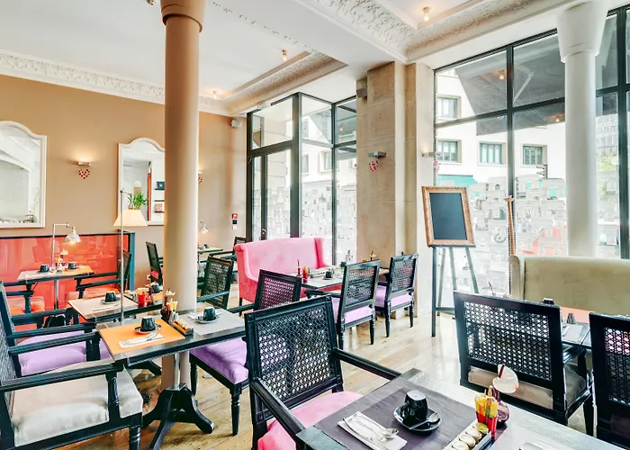Le 123 Elysees - Astotel